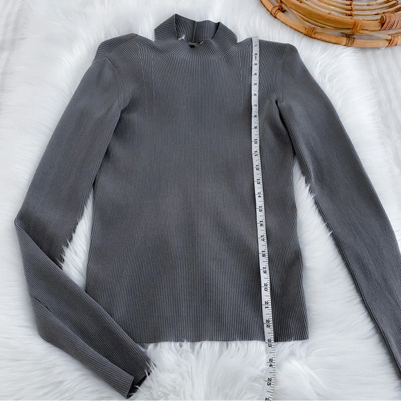 HELMUT LANG Ring Cutout Mockneck Pullover Top Gray Ling Sleeve Sweater - Picture 13 of 15